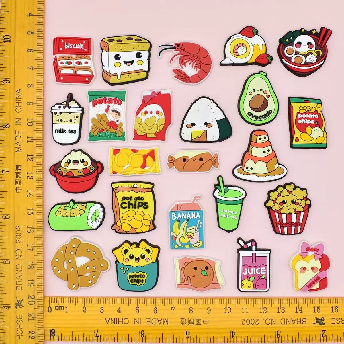 Zestaw ozdób do butów z motywa – Food Snacks Drinks recenzja i cena